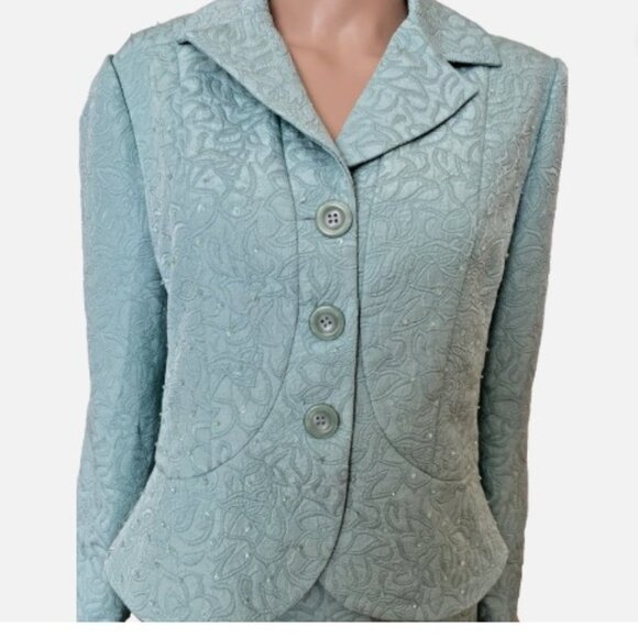 NWT EMMA & JAMES Light Green Skirt Suit Set Embellished Size 12 / 14 Retail $129 - Picture 2 of 5